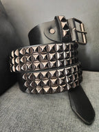 Ceinture noire 120 cm robuste et épaisse, clous serrés gris anthracite brillants et fumés