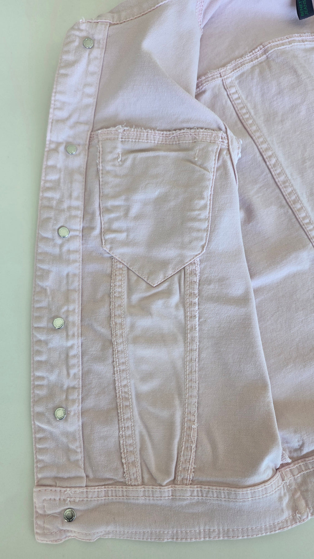 Veste à patchs rose pâle de marque Benetton - taille S