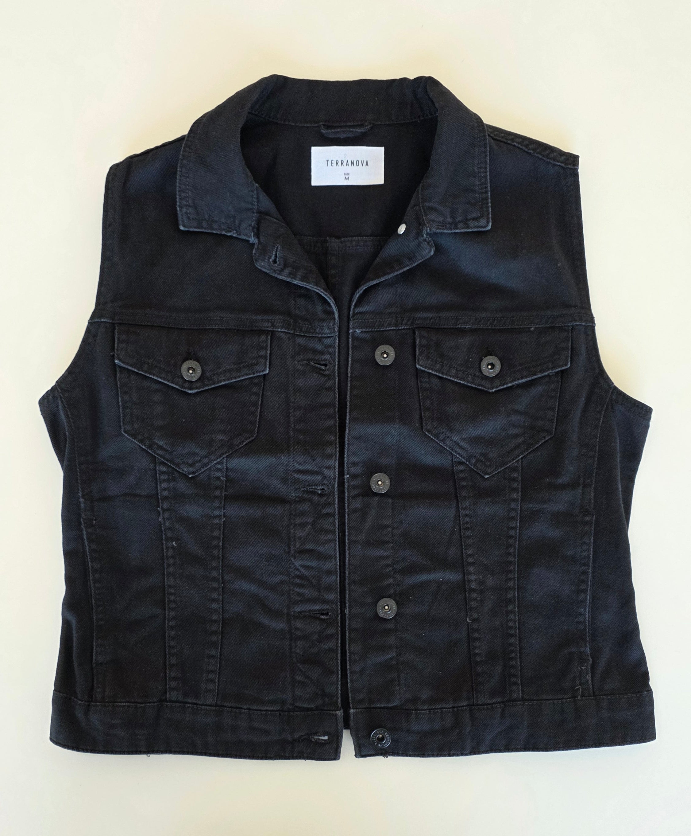 Veste à patchs noire de marque Terranova - tailles M, L ou XL