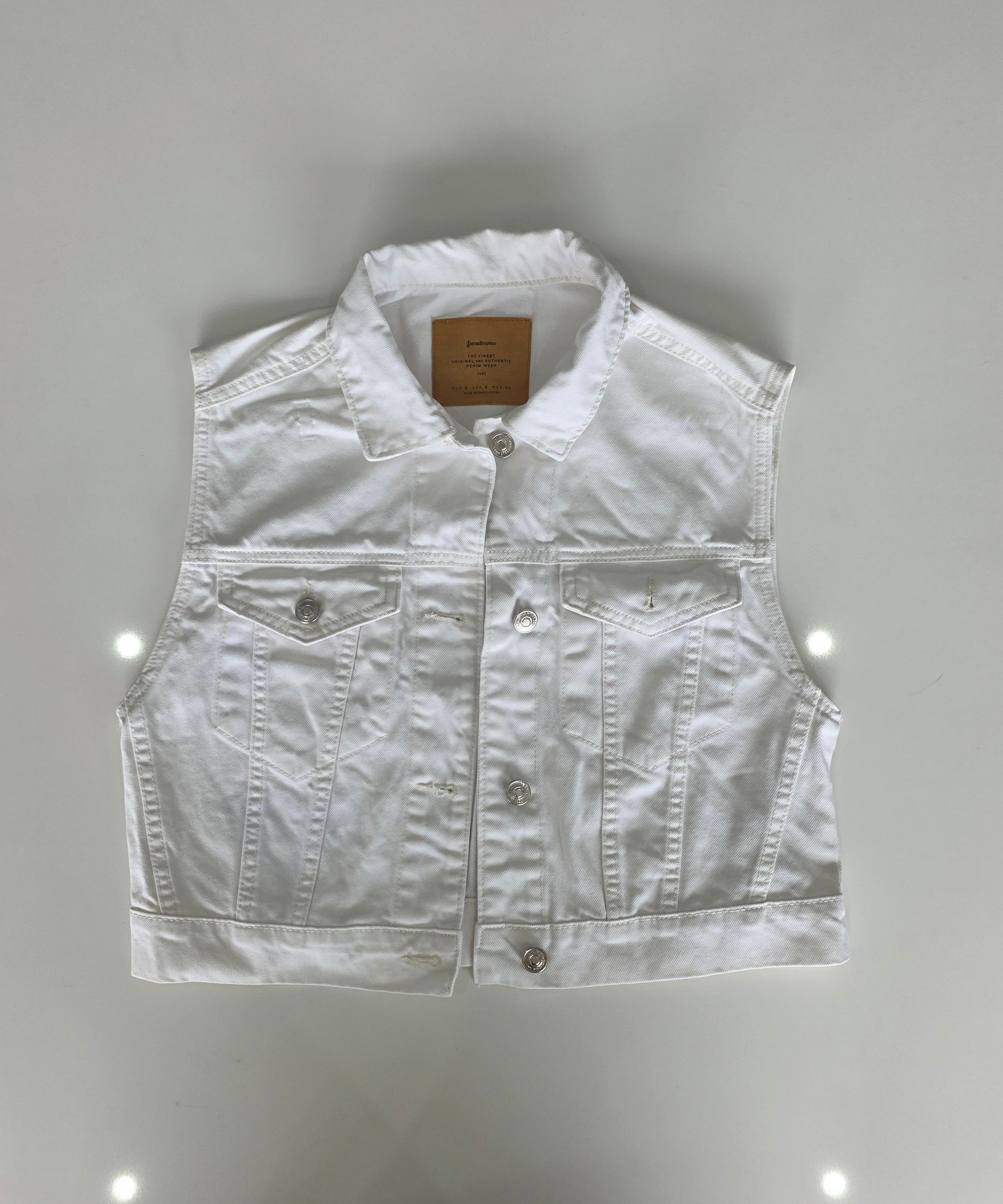 Veste à patchs blanche de marque Stradivarius - taille S