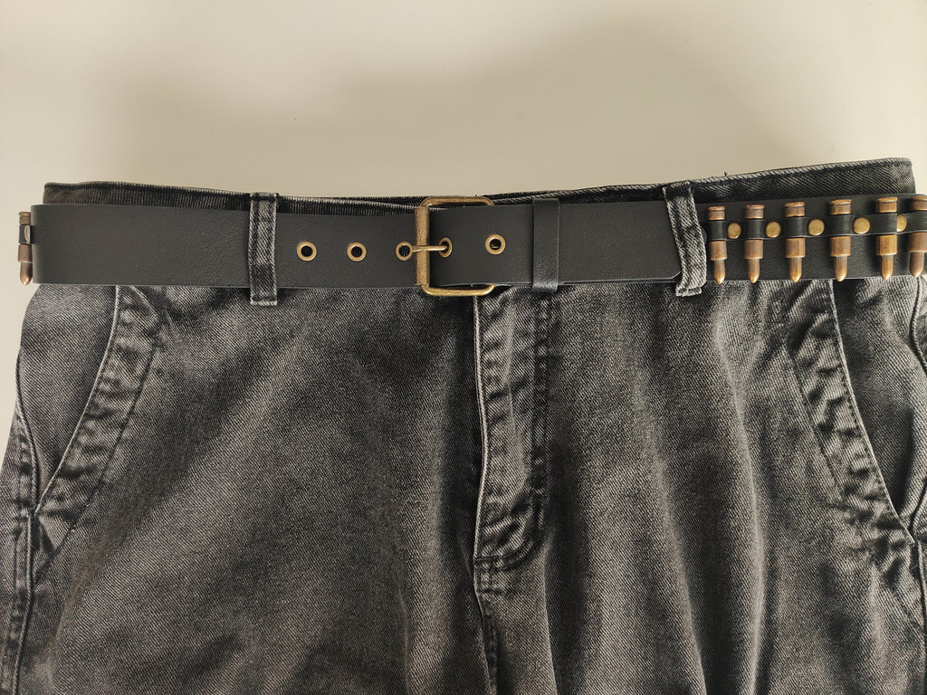 Ceinture noire à balles couleur bronze