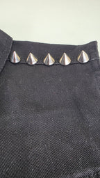 Pointe argentée brillante 15x13 mm en alliage massif fixation à vis - zoom