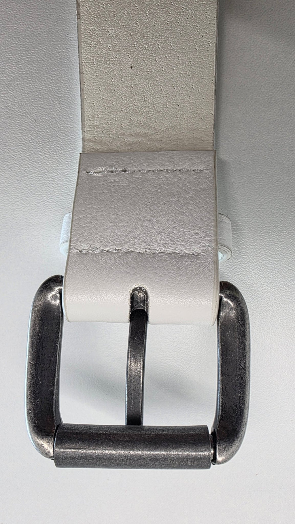 Ceinture blanche robuste et épaisse, croix et clous rivetés - Metalvest