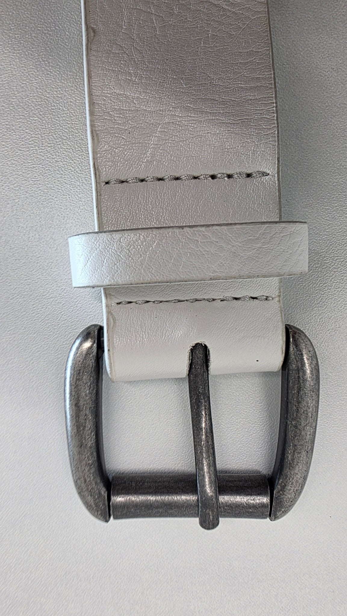 Ceinture blanche robuste et épaisse, croix et clous rivetés - Metalvest
