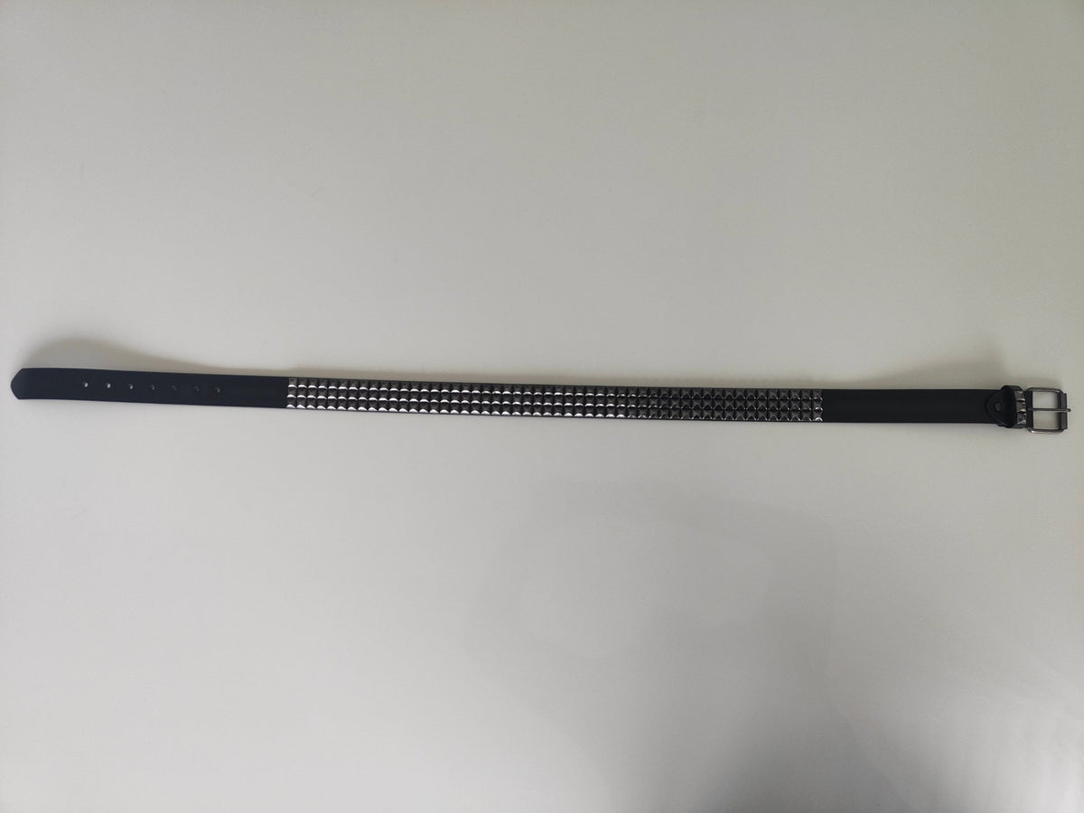 Ceinture noire 120 cm robuste et épaisse, clous serrés gris anthracite brillants et fumés - Metalvest