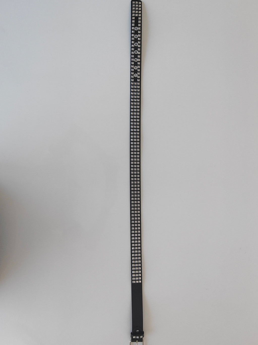 Ceinture noire cloutée, clous pyramidaux - Metalvest