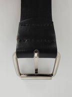 Ceinture noire premium cloutée 125 cm, clous pyramidaux 12 mm serrés - Metalvest