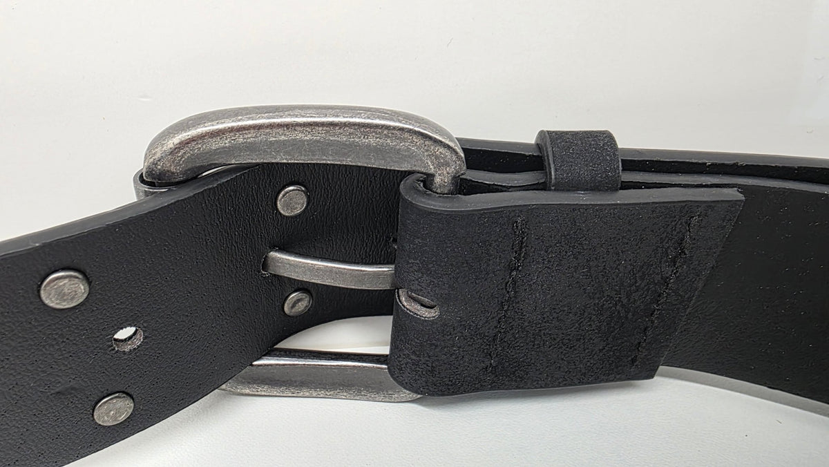Ceinture noire robuste et épaisse, croix et clous rivetés - Metalvest