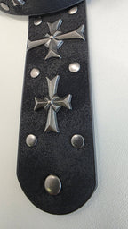 Ceinture noire robuste et épaisse, croix et clous rivetés - Metalvest