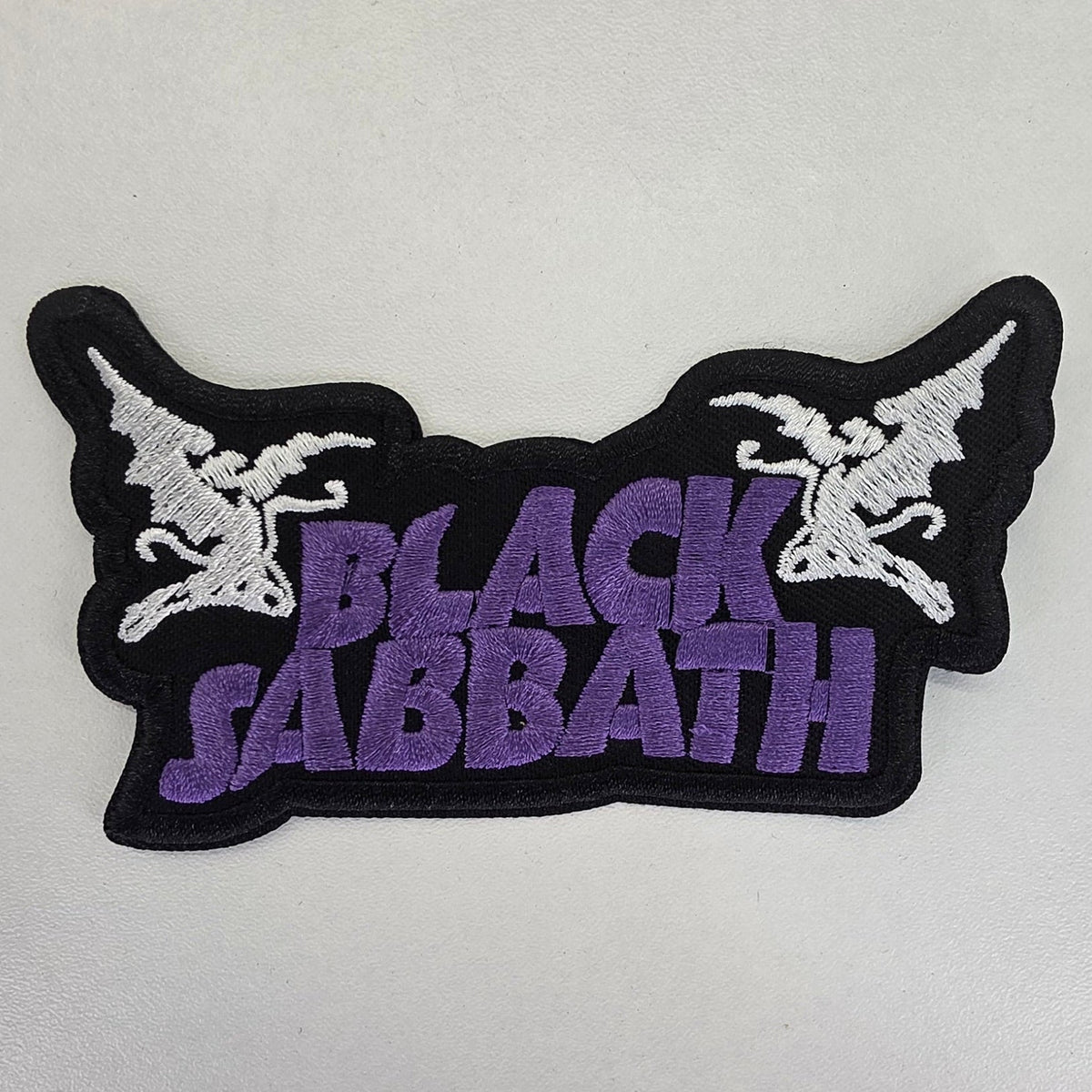 Patch Black Sabbath - violet et blanc - Metalvest