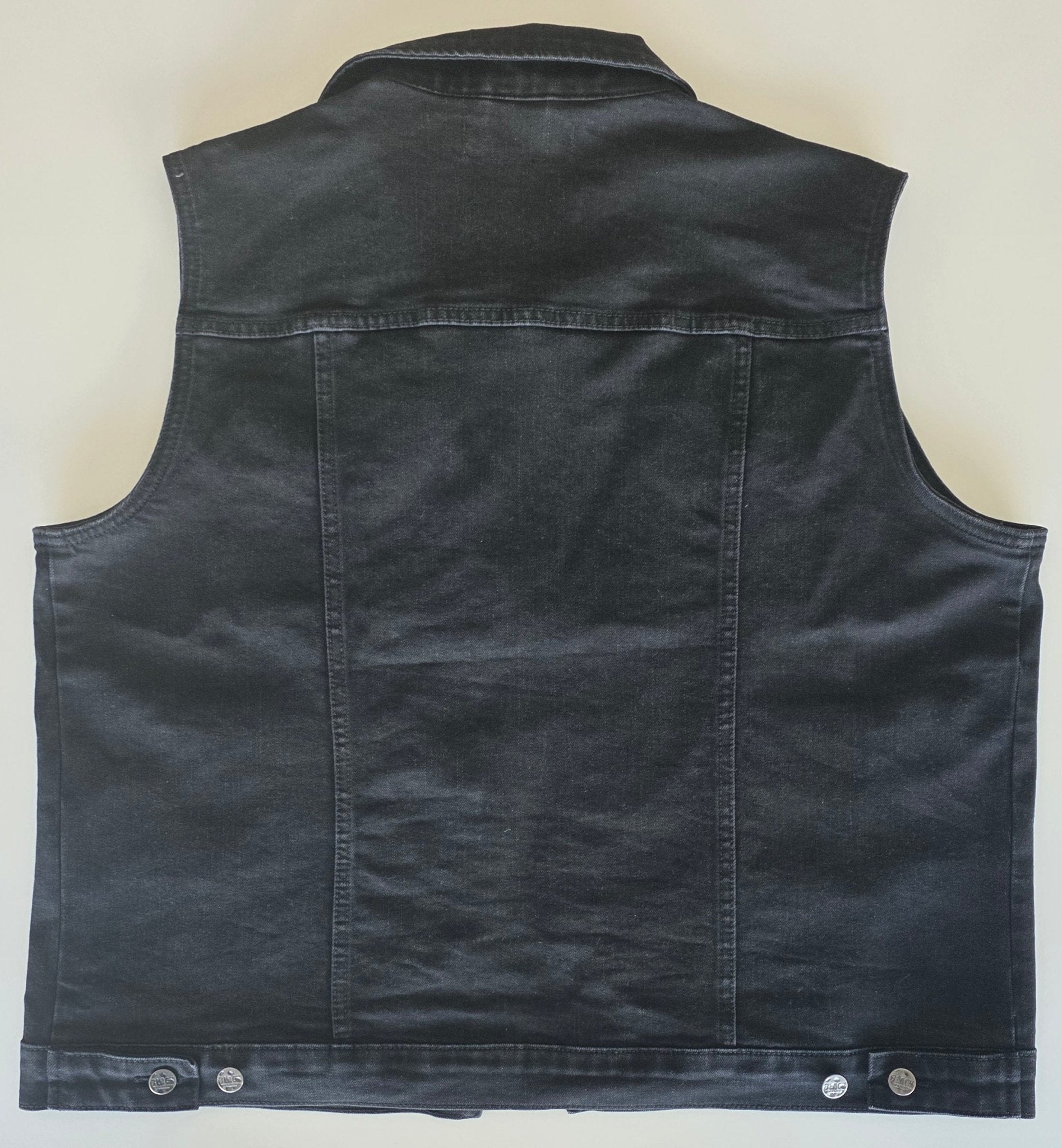 Veste à patches sur mesure noire - Metalvest