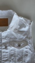 Veste à patchs blanche de marque Stradivarius - tailles S et M - Metalvest