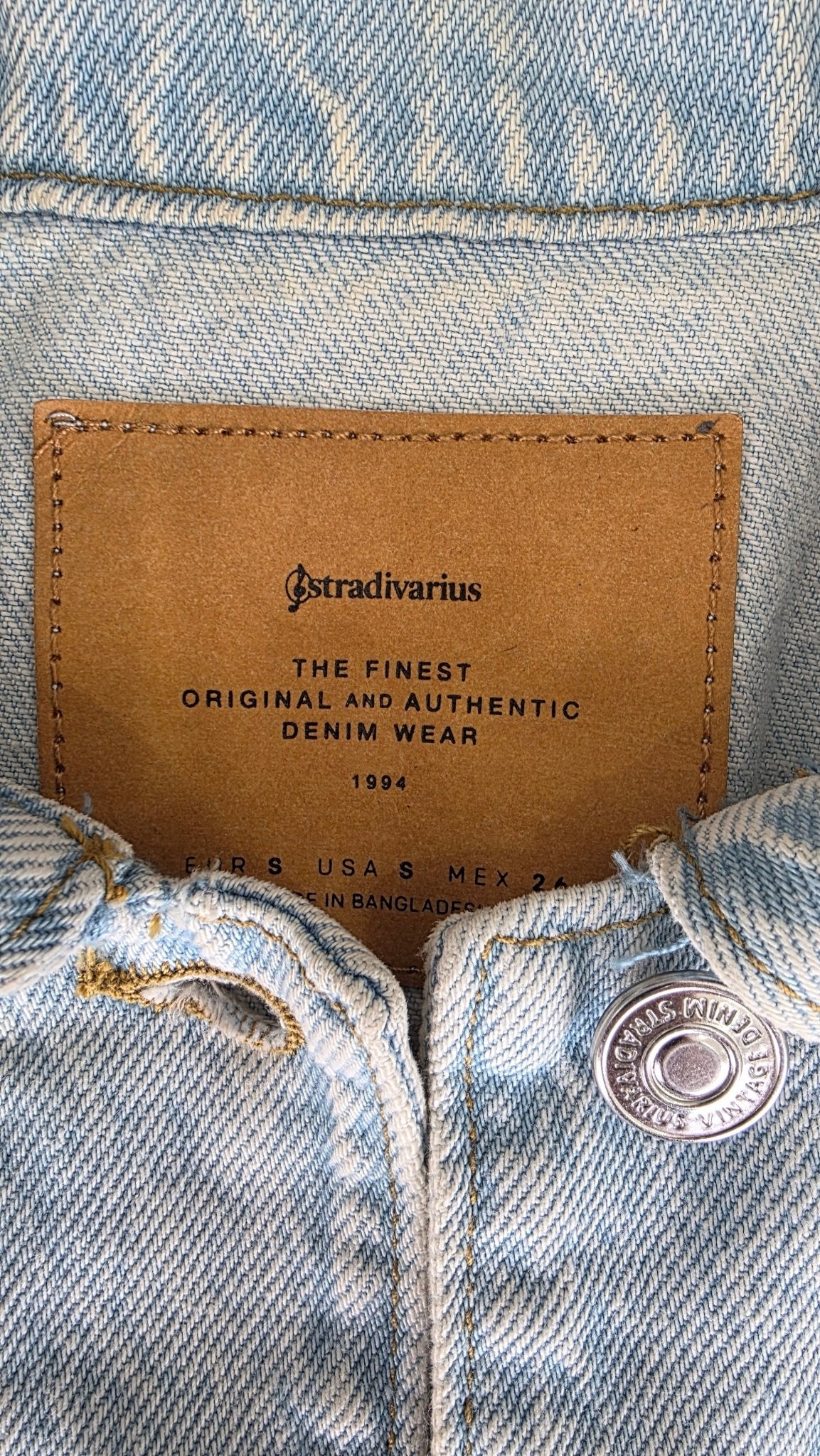 Veste à patchs bleue ciel de marque Stradivarius - taille S - Metalvest