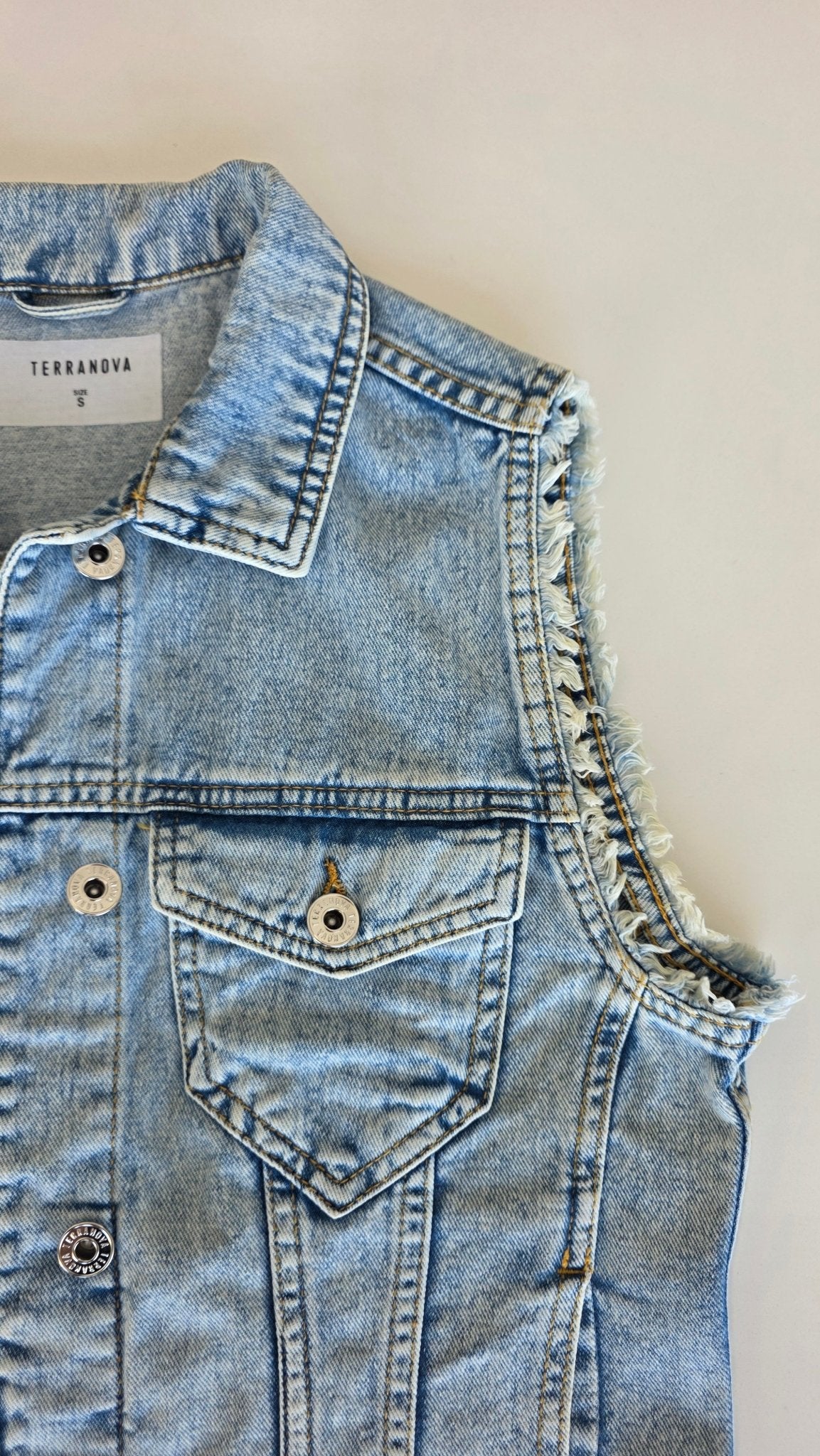 Veste à patchs bleue clair de marque Terranova - taille S - Metalvest