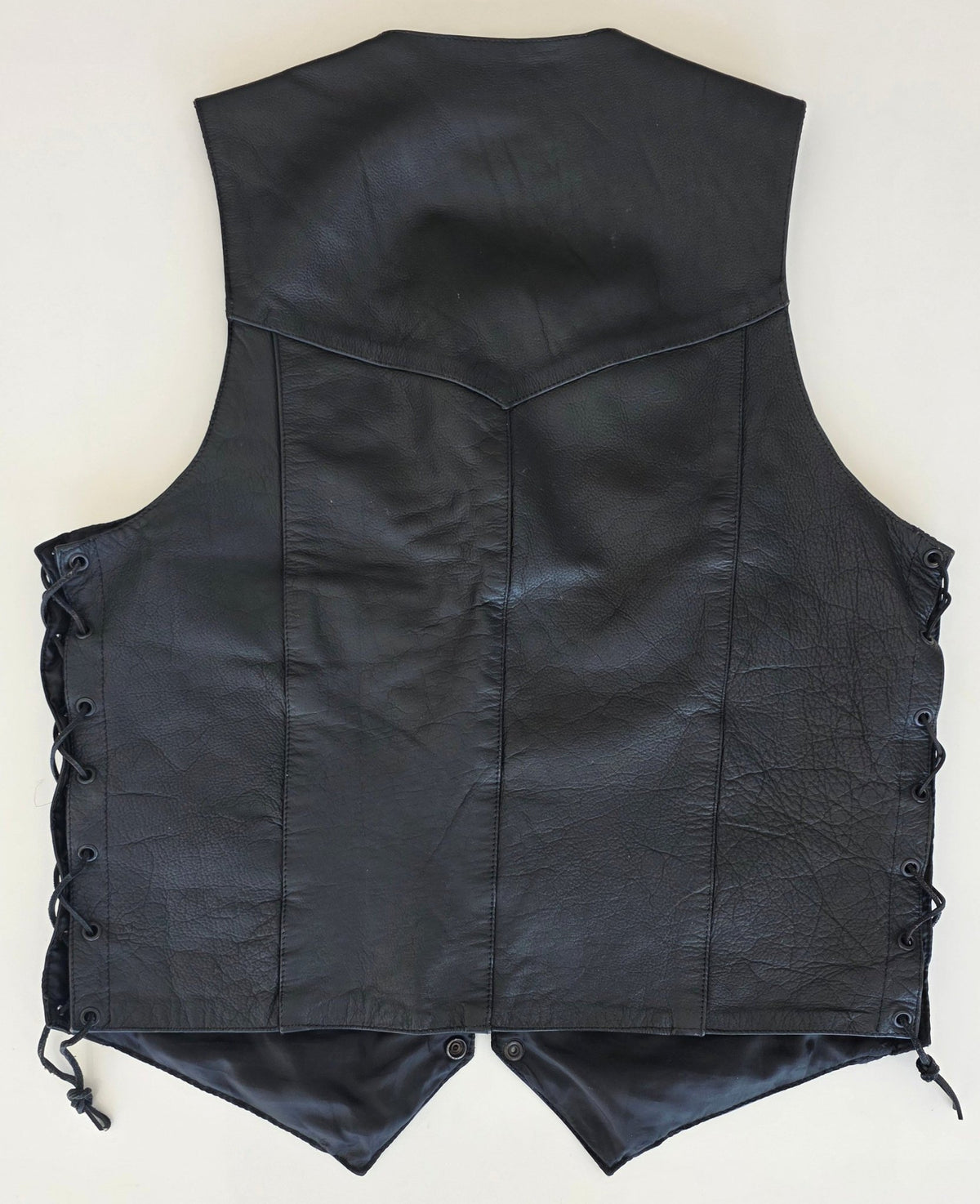 Veste à patchs en cuir noir de marque Leather Gallery - taille L - Metalvest