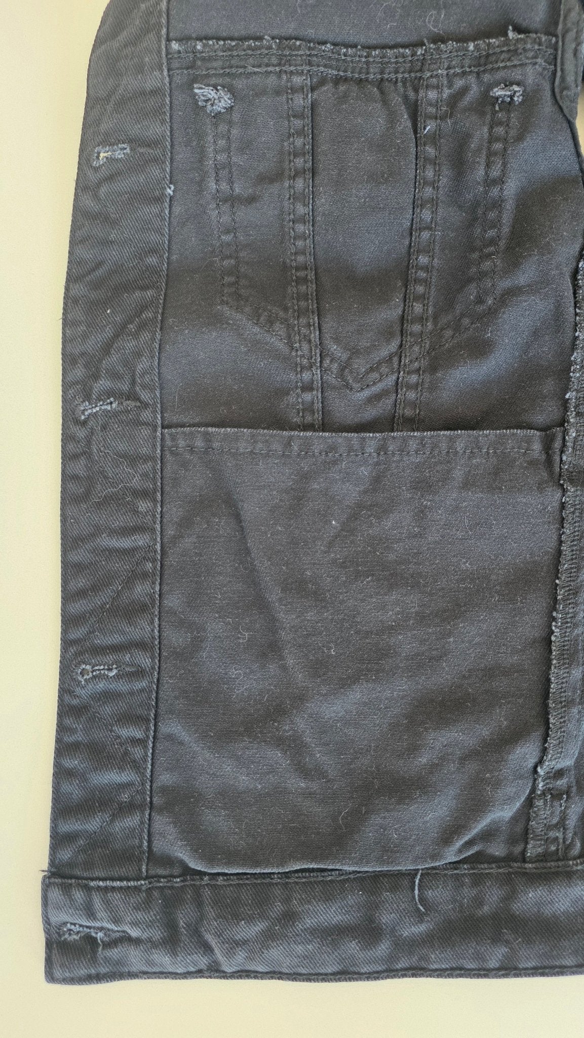 Veste à patchs noire de marque Terranova - tailles M, L ou XL - Metalvest