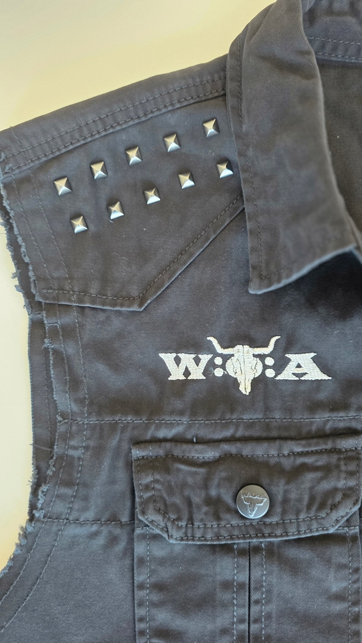 Veste à patchs noire de marque Wacken Open Air 2026 - taille L - Metalvest