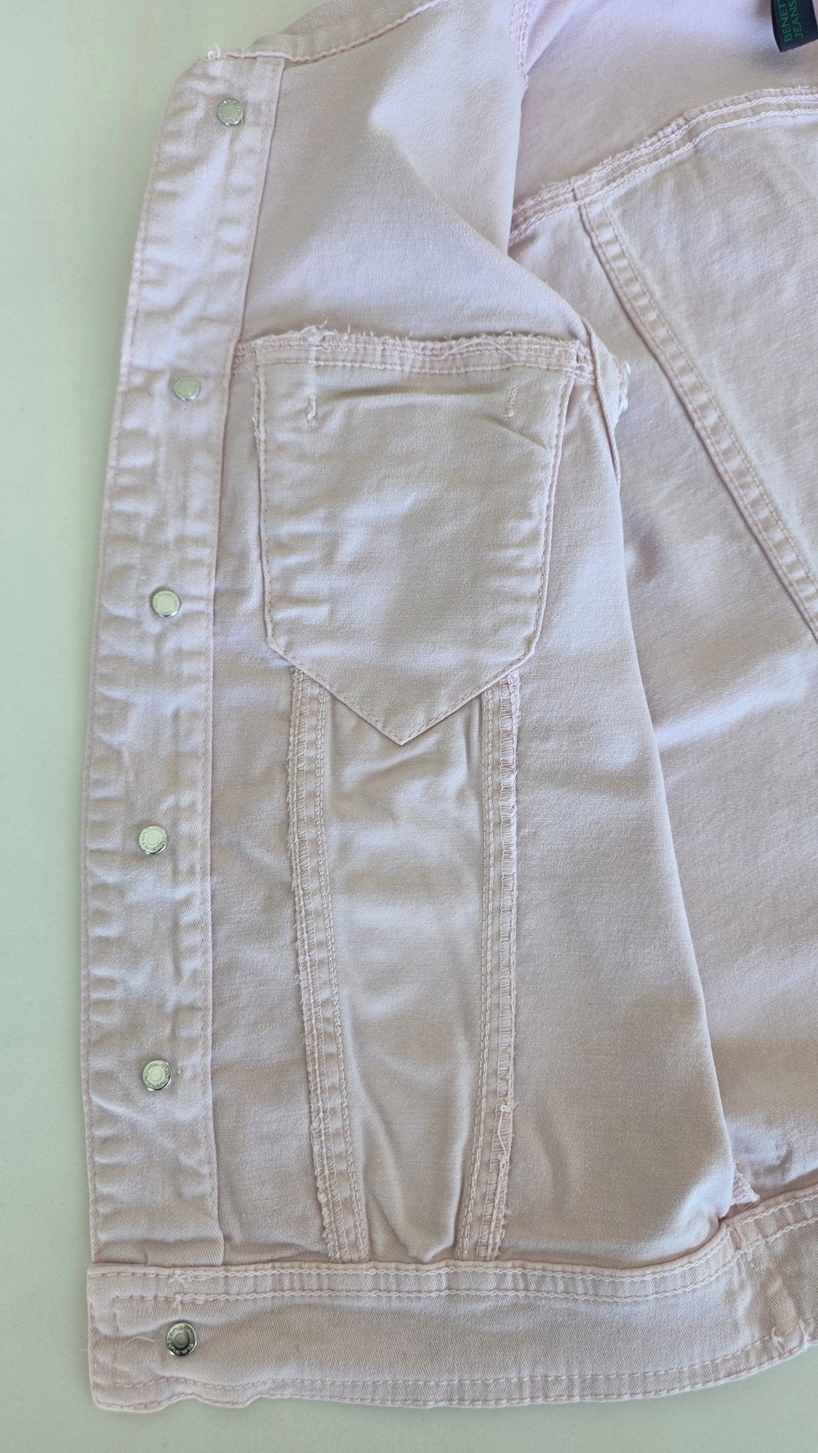 Veste à patchs rose pâle de marque Benetton - taille S - Metalvest